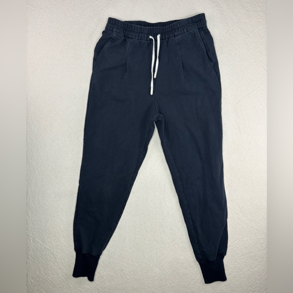 Varley men’s medium dark blue jogger sweatpants
